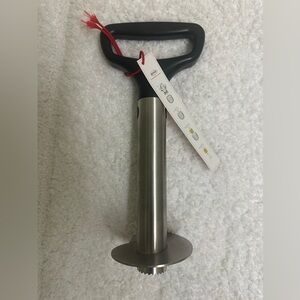 Pineapple Cutter Pro, Kitchen Tool (NWT)
